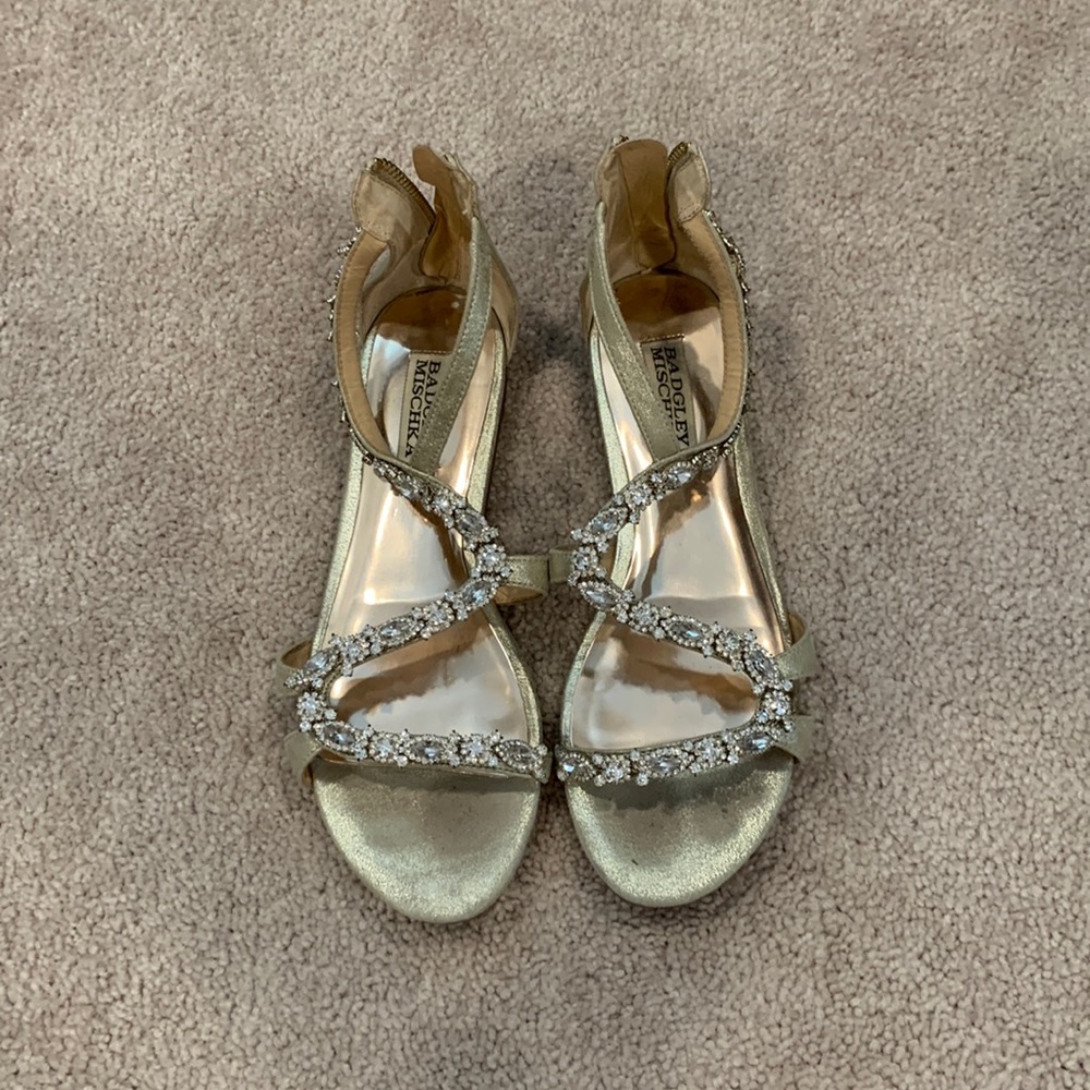 Badgley Mischka flat dressy jeweled sandals
